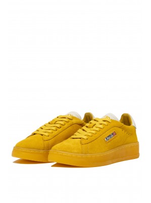 BASKETS DALLAS LOW WOM SUEDE JAUNE - AUTRY